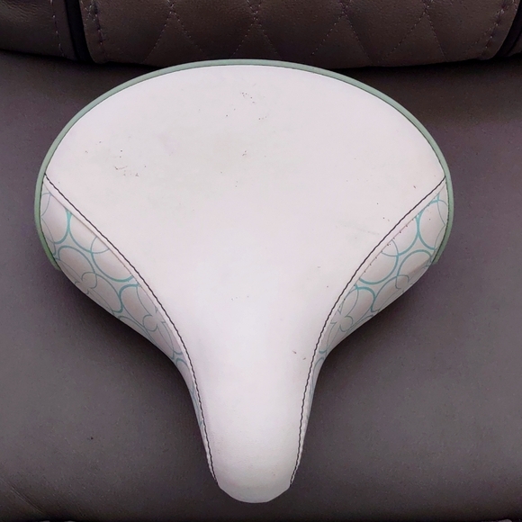 Huffy Wide Saddle Bike Seat - Picture 1 of 6